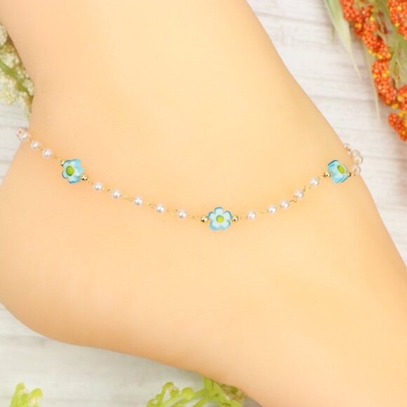 "Handmade Anklet – Elegant & Delicate Jewelry for Women | UNVRC1697 - Picture 2 of 10